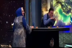 آواز شاد؛ حامد آهنگی به درخواست مرجانه گلچین با آهنگ گیلکی رقص شالیکاری رفت فکا افتاد
