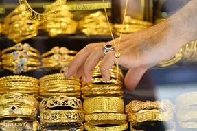 قیمت طلا امروز شنبه 3 آبان 1404 / عقب نشینی طلا، بازار طلا در مسیر آرام یا سقوط جدید؟