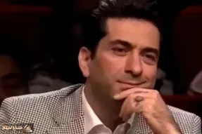 آواز ماندگار؛ محمد معتمدی چه با بغض آهنگ ترکی آمان آمان رو بین این همه جمعیت خوند!