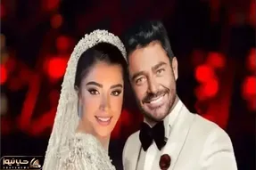 آواز احساسی؛ گلزار مثلا سوزناک توام شبیه همه شدی خوند ولی یه برام مهم نی خاص تو چشاشه