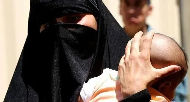 سرنوشت تلخ خاطره؛ دختری که 4 بار از پدرش باردار شد!