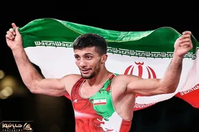 زمان مسابقه محمدرضا گرایی در فینال کشتی قهرمانی جهان امروز دوشنبه