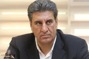 شخصی که روی دوش خداداد افشاریان پرید، شناسایی شد