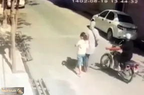 دزدی وحشیانه از یک زن جلو چشم دخترش در اسلامشهر / بچه کشیده شد رو زمین