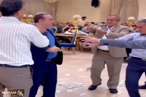 آواز محلی؛ خواننده تبریزی انقد شاهانه خوند که پیر و جوون عنان از کف دادن وسط میرقصن