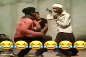 آواز شاد؛ خدا میدونه چه فعل و انفعالاتی تو مغز مرد نازک رخ داد که همچین رقصی کرد چرا؟