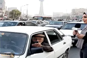 سکانس خندان؛ جواب پیرمرد قند به مجری روده برت میکنه حاجی قشنگ از زمونه جلوتر