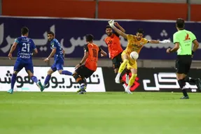 شکایت باشگاه استقلال از داور بازی با مس رفسنجان