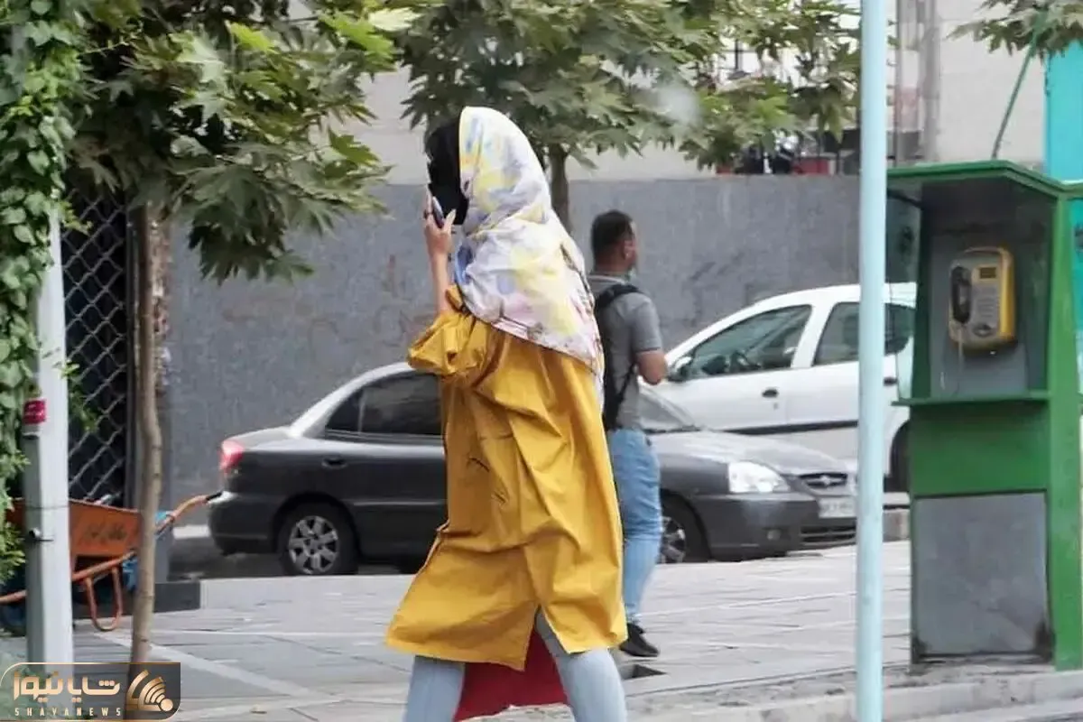 بازار داغ خرید باتوم و شوکر؛ زنان مشتری ثابت باتوم فروشی ها