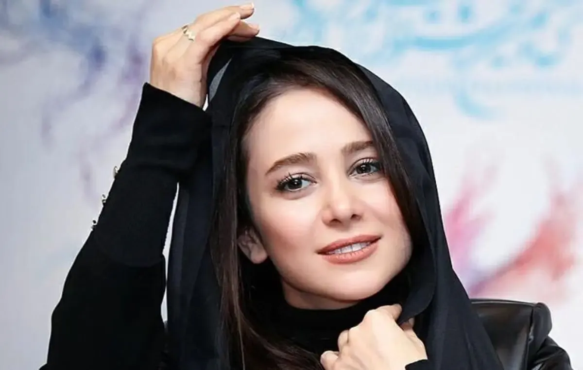 الناز حبیبی و حیوان خانگی اش در استخر مدرن + عکس