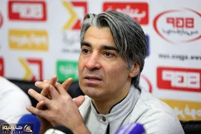 حضور وحید شمسایی در مراسم تشییع رهبری