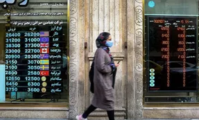 دلار بعد از افت چند روزه دوباره قد کشید؛ بازار چشم انتظار یک خبر رسمی