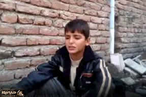آواز جگرسوز؛ کودک زاغه نشین تو خرابه آهنگ کردی سخته جدایی خوند غمش روحتو منجمد میکنه
