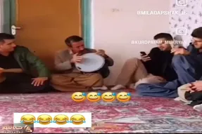 آواز شاد؛ خواننده تا اومد شروع کنه خوندن صداش زیر رختخوابا دفن شد