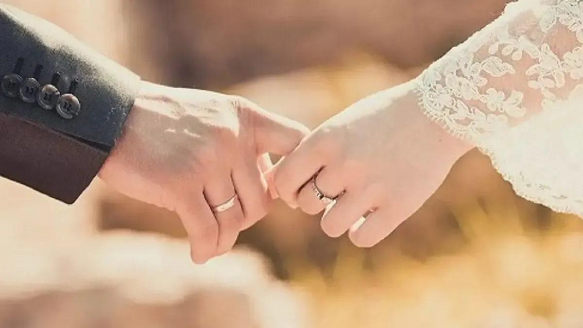 چه کسانی ۳۰۰ میلیون وام ازدواج می گیرند؟