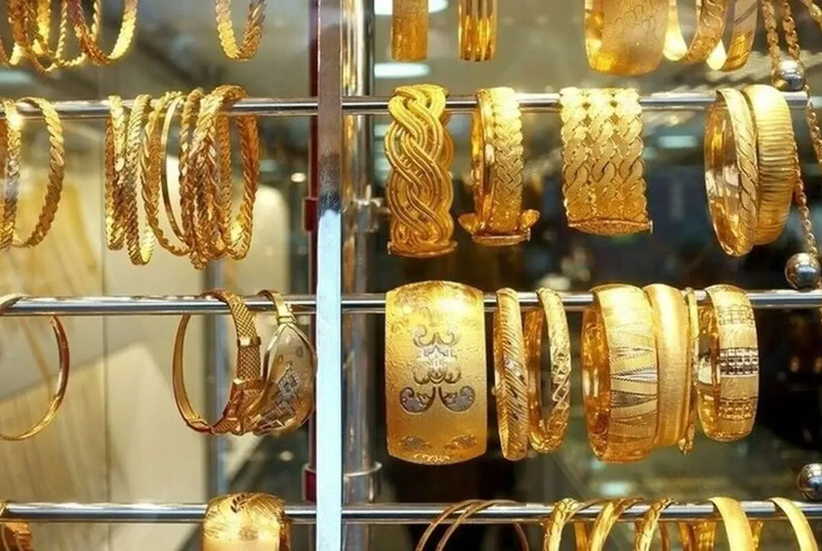 (ویدیو) پول 8 گرم طلا چه حجمی از اسکناس می شود؟