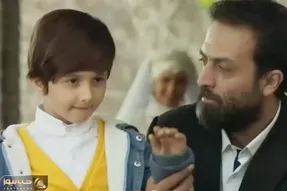 آواز شاد؛ رقص مصطفی زمانی با آهنگ حضرت یار برای پسرش اشک تو چشماشه