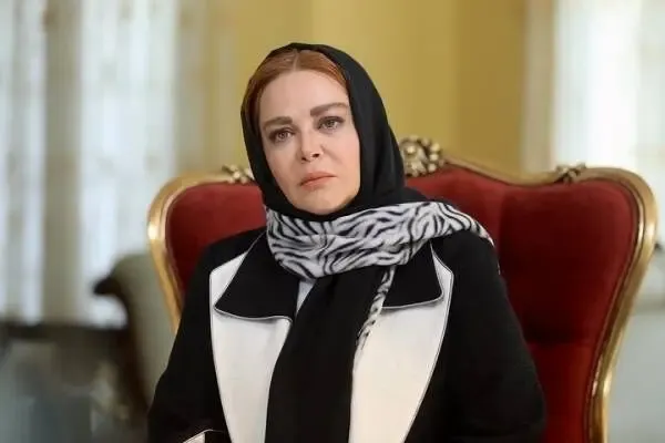 تعریف و تمجید آقای کارگردان از بهاره رهنما