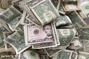 قیمت دلار امروز شنبه 25 بهمن 1404؛ دلار در نقطه انفجار