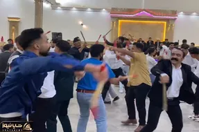آواز محلی؛ پدر فاز رقص هلکوپتری گرفته یه تنه مجلس رو با پسرش خورد و خمیر کرد