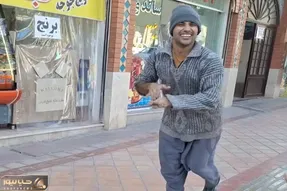 آواز محلی؛ رقص خراسانی کارگر ساختمون که حالشو خریدارم چه راحتم هست لبخند به لبت میره