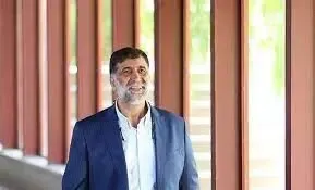 حضور مدیر عامل پرسپولیسی در باشگاه استقلال!
