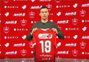 خبر خوش برای پرسپولیس؛ ایگور سرگیف آماده بازگشت به ترکیب سرخ‌ها