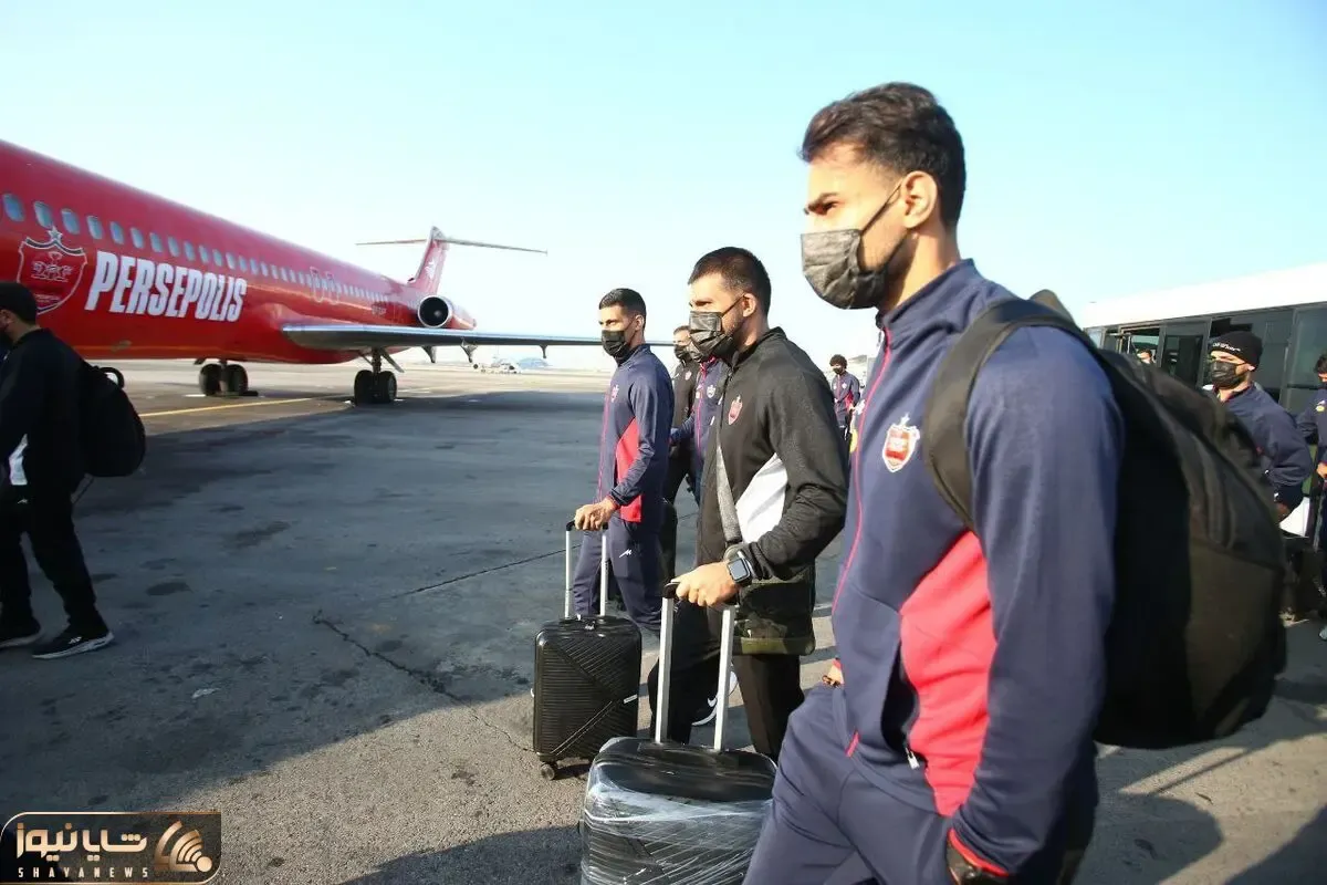 (تصویر) عکس بازیکنان پرسپولیس با مهمانداران هواپیما