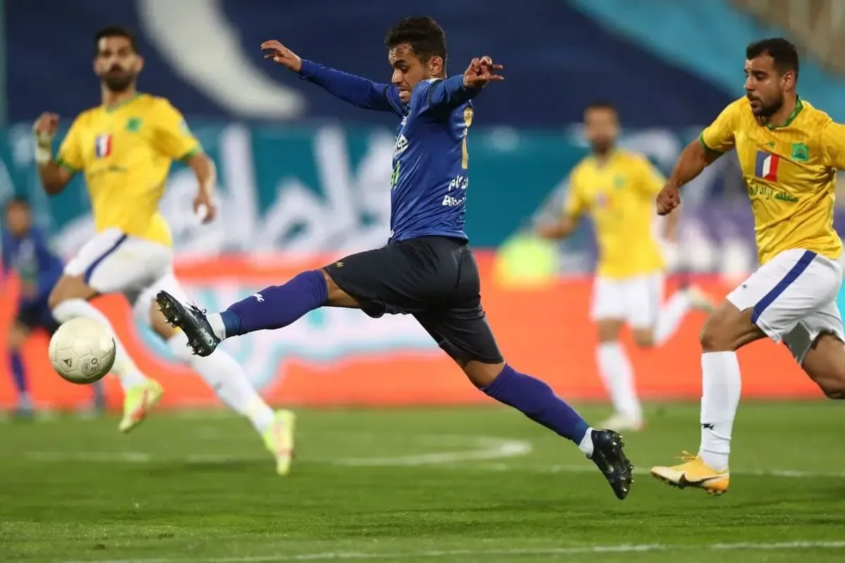 جدول لیگ برتر بعد از برد استقلال و پرسپولیس جمعه 20 اسفند
