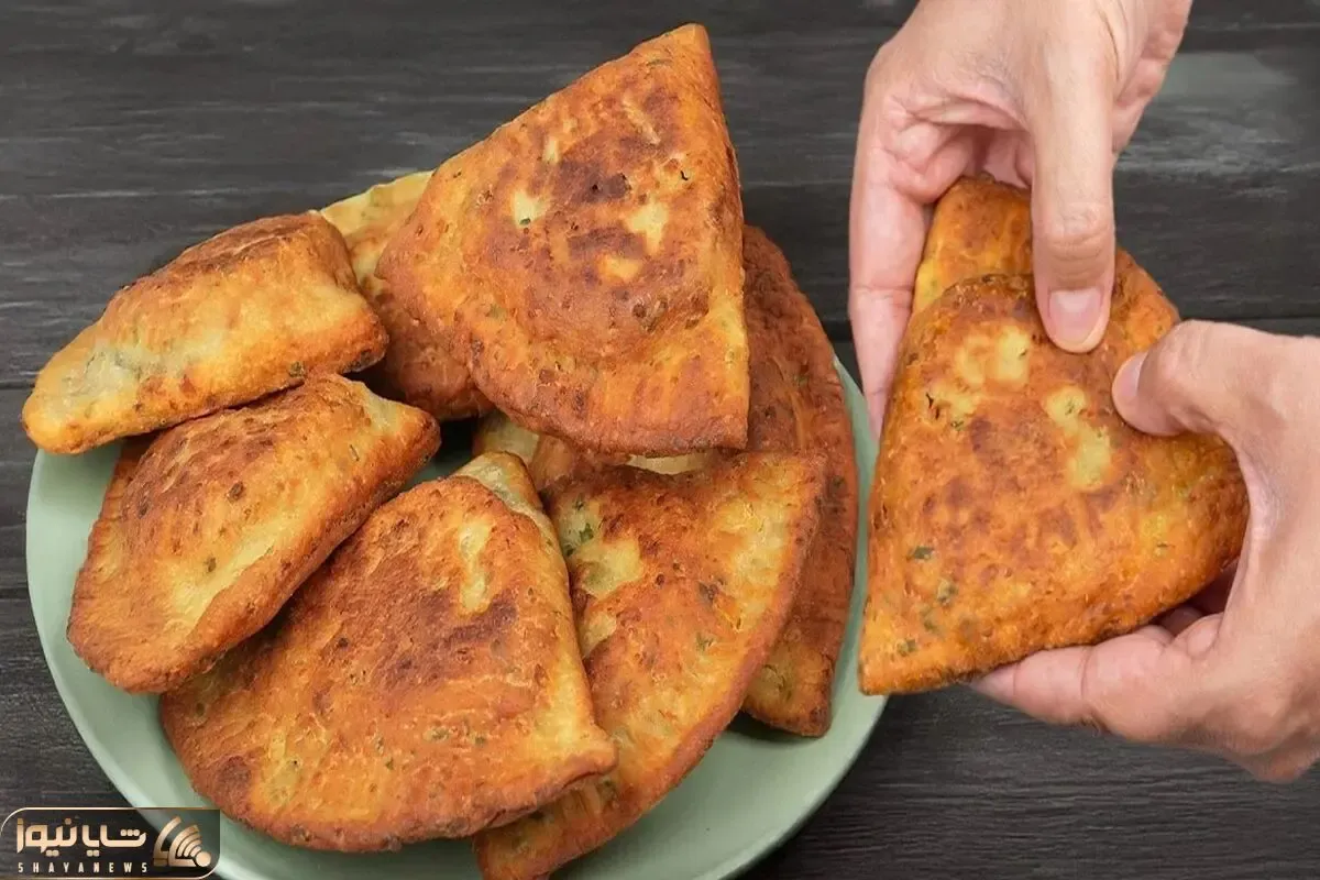 آموزش آشپزی؛ پیراشکی سیب زمینی با جذب روغن کم