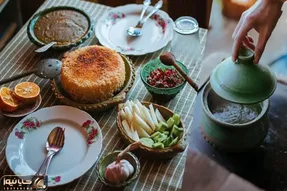 آشپزی روستایی؛ پخت ترش تره با سبزیجات محلی