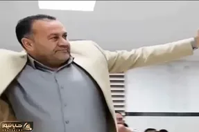 آواز شاد؛ خواننده یطوری با انرژی خوند که همه پاشیدن هلیکوپتری اومدن وسط