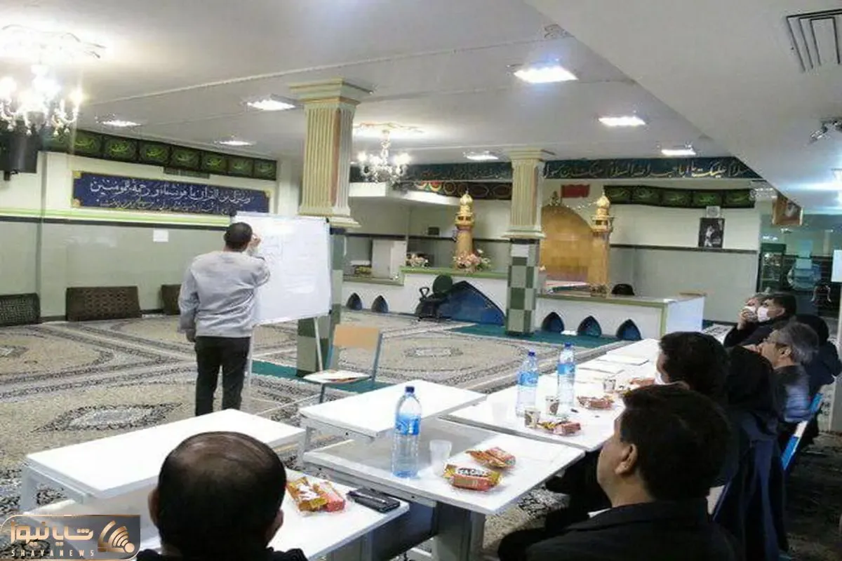 (عکس) جلسه دفاع دانشجوی دکتری در زندان رجایی شهر!
