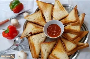 آموزش آشپزی؛ طرز تهیه اسنک مرغ با ساندویچ ساز