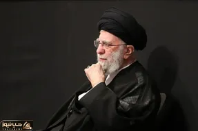 فیلم دیده‌ نشده‌ از آیت‌الله خامنه‌ای در اتاق عمل بیمارستان صحرایی