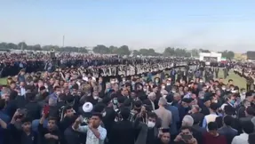 جنجال مراسم ۳ هزار نفری برای کدخدای روستا!