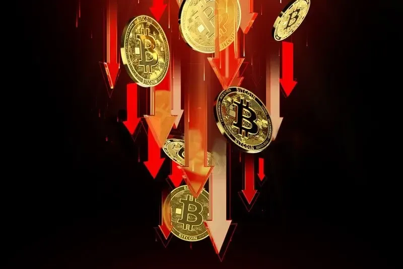 سقوط ۱۰ هزار دلاری بیت کوین در عرض یک ساعت؛ علت چه بود؟