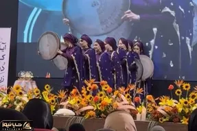آواز شاد؛ اجرای سماع و نوازندگی دختران تو یزد که گوشواره های لوستری هم انداختن
