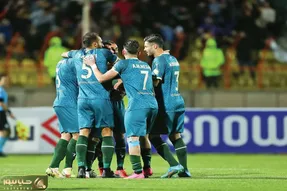 گل اول و سوم پرسپولیس به شمس آذر مشکوک بود!