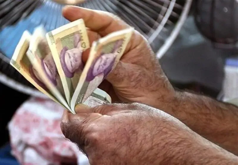 فاصله بین حداقل دستمزد و معیشت کارگران کی پر می شود؟