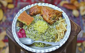 طرز تهیه باقالی پلو با مرغ خوشمزه و مجلسی با یه سس باحال و خاص