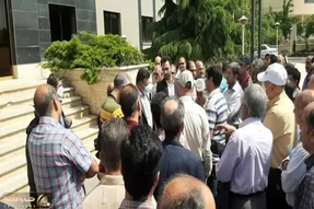 دولت تا کی قرار است بازنشستگان را سر موضوع افزایش حقوق معطل کند؟