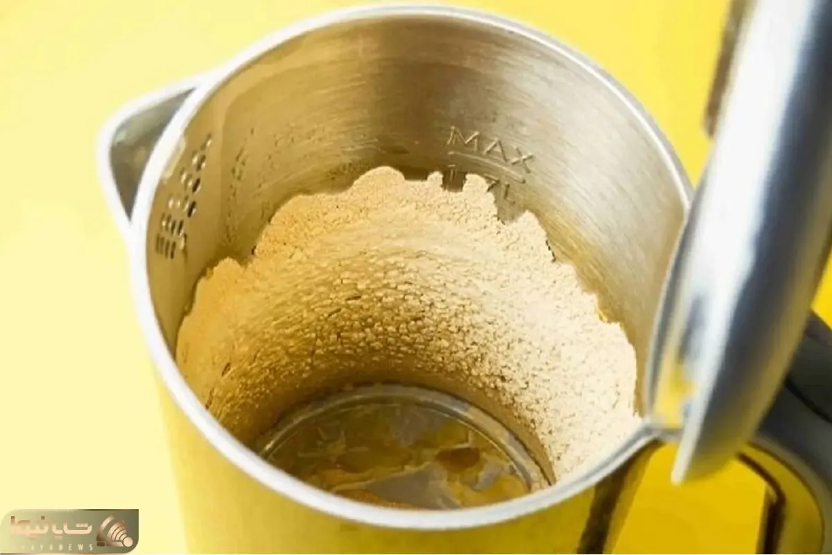 ترفندهای خانه داری؛ از بین بردن گچ کتری و سماور، با نوشابه + روش انجامش
