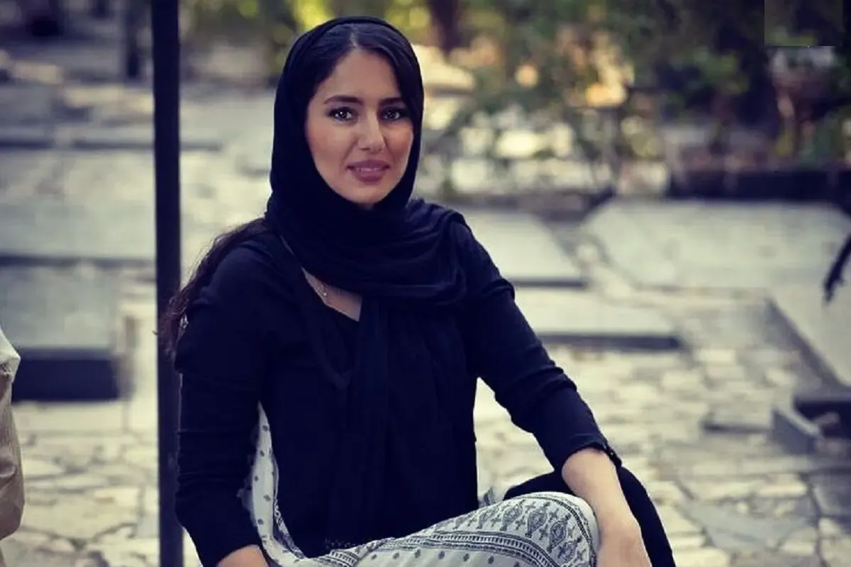 دختر سعید آقاخانی سیگاری شد!