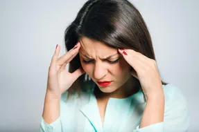 انواع سردرد کدامند و چه علائمی دارند؟