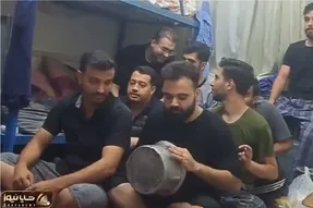 آواز شادیسم؛ پسرای گنده تو ماشینیم ولی شاد و غزل خون میرویم میخونن
