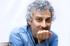 آواز شاد؛ بلا به دور ارژنگ امیرفضلی با لباس زنونه و آرایش غلیظ تو فیلم رقصید