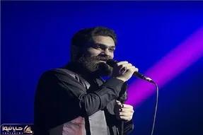 آواز جگرسوز؛ علی زند وکیلی چنان آهنگ لالایی رو اجرا میکنه اشکت درآد