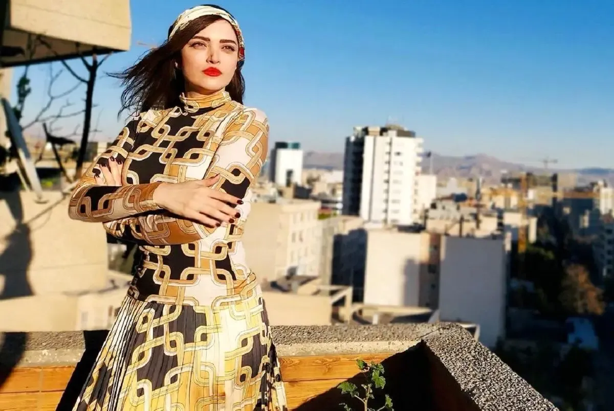 بهنوش طباطبایی و جوجه هایش