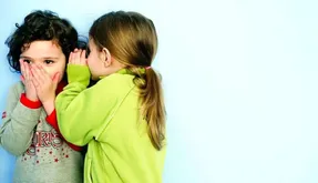 چطور و چه زمانی مسائل جنسی را به کودکان و  نوجوانان آموزش دهیم؟